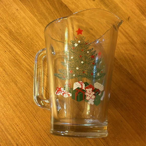 Vintage Christmas 7 Piece Beverage Set by Crisa - 1 Pitcher & 6 Glasses #7505 - Picture 10 of 14